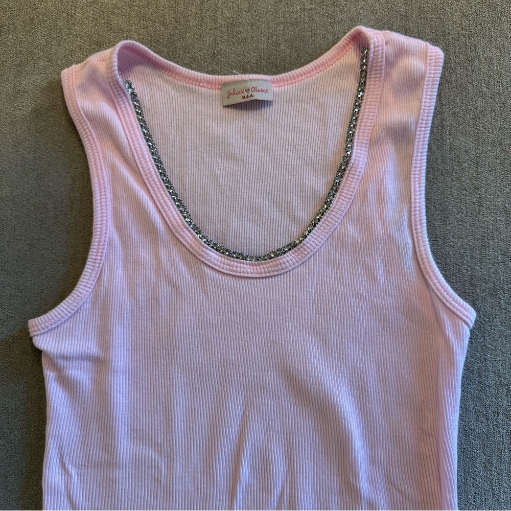 Julie’s Closet Ribbed Pink Rhinestone Trim Tank - Picture 3 of 6